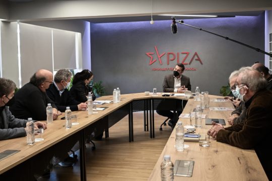 Τσίπρας σε ΔΟΕ: Αναγκαία η λήψη μέτρων για τον κορονοϊό στα σχολεία