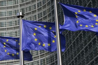 Περικοπές κονδυλίων και πάγωμα επαφών με Τουρκία