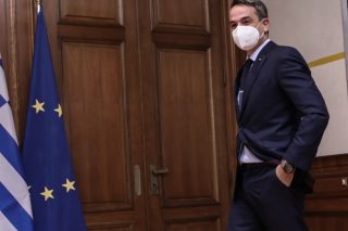 «Ερντογανίζει» η κυβέρνηση Μητσοτάκη με τα social media