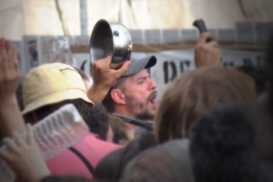 Ο ήχος της άδειας κατσαρόλας
