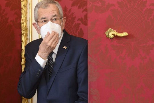 Η Ακροδεξιά ανασυντάσσεται εν όψει προεδρικών εκλογών