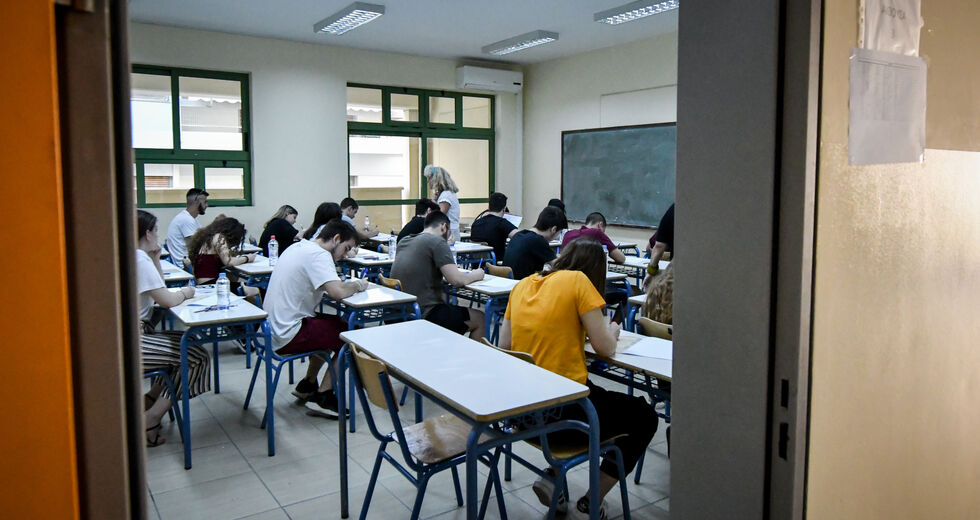 Xιλιάδες ρουσφετολογικές αποσπάσεις εκπαιδευτικών σε φορείς εκπαίδευσης