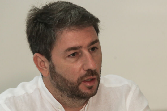 «Σοσιαλδημοκρατική κυβέρνηση»
