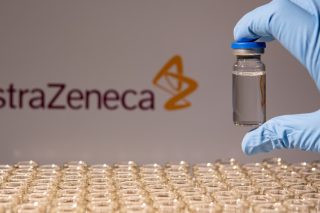 Αύξηση παραγωγής για το Vaxzevria της AstraZeneca ενέκρινε ο ΕΜΑ