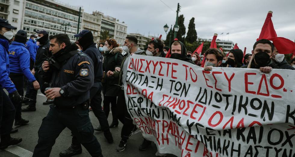 «Ως εδώ» από το Σύνταγμα και πολλές πόλεις της χώρας