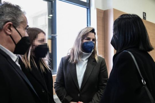 Δίκη προπονητή ιστιοπλοΐας: Kεκλεισμένων των θυρών θα καταθέσει το θύμα