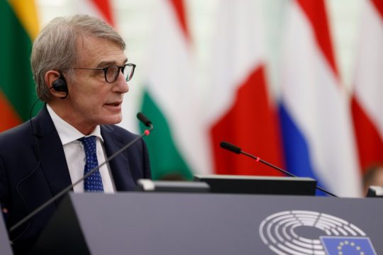 Συλλυπητήρια για την απώλεια του «ειλικρινούς και παθιασμένου Ευρωπαίου»
