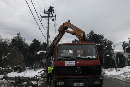 Τρεις μέρες στο σκοτάδι, σπίτια στην… ακριτική Ηλιούπολη
