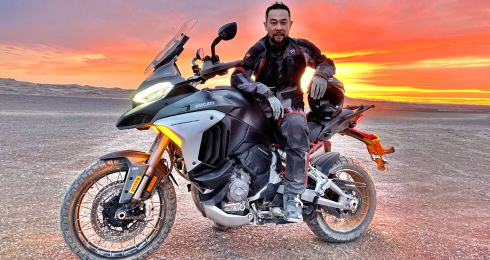 Η Multistrada V4 στον δρόμο του μεταξιού