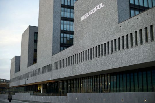 Προσωπικά δεδομένα κατέχει η Europol και αρνείται να τα διαγράψει