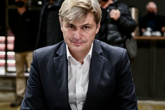 «Ο κόσμος αλλοίωσις, ο βίος υπόληψις»