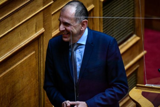 Προαναγγέλλει και ηχητικά ο Μένιος Φουρθιώτης