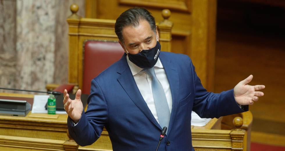 Ο Άδωνις επανέφερε τη γραμμή της τυμβωρυχίας