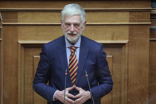 Λίγη ντροπή, κ. Λοβέρδο