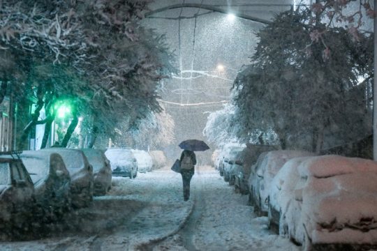 Παραμένουν χωρίς ρεύμα 15 σημεία της Αττικής