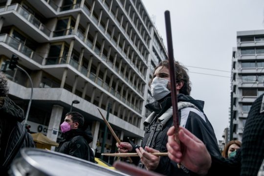 Στο δρόμο της διεκδίκησης για την επιβίωση οι καλλιτέχνες για άλλη μία φορά