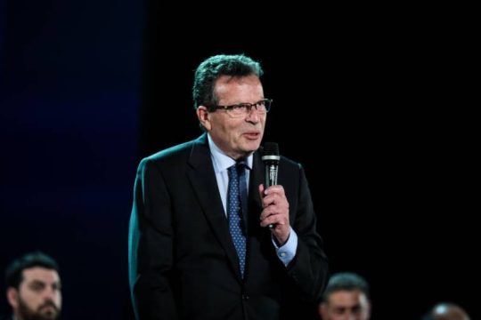 Νέο «χτύπημα» Κύρτσου και βολές για το πάρτι προσλήψεων στο ΚΕΕΛΠΝΟ