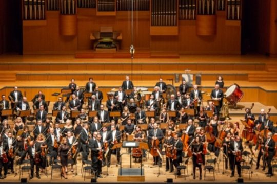Με «σολίστ» μια ιστορικό που αγαπάει τον «Μολδάβα» του Σμέτανα