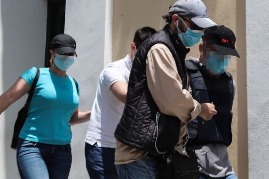 «Βλέπαμε τις μεταστάσεις και έλεγε είναι κυστούλες»