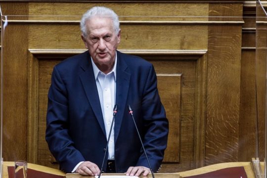 Δυσφορία ΚΙΝ.ΑΛΛ. για την αναφορά Μητσοτάκη στην υπόθεση Novartis