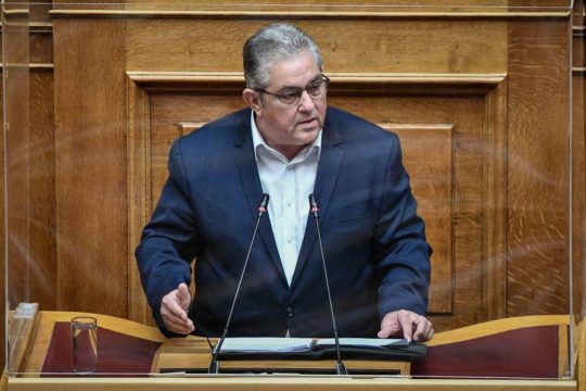 Καυστικό σχόλιο Κουτσούμπα για το ακριβό κόστος θέρμανσης