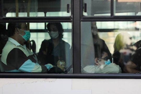 Αποσύρονται σταδιακά λεωφορεία και τρόλεϊ