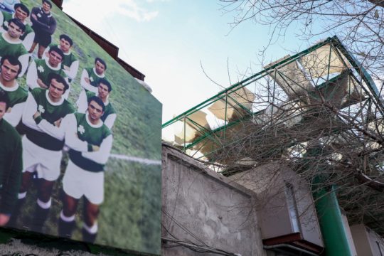 Λύγισε και η Λεωφόρος από το χιόνι της «Ελπίδας» [βίντεο]