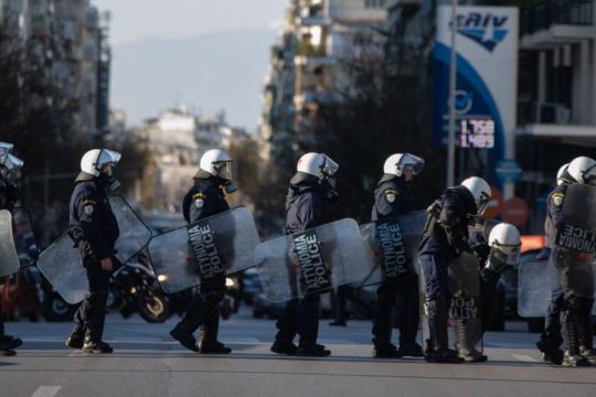 Σε συλλήψεις μετατράπηκαν οι προσαγωγές μετά τα επεισόδια στη Θεσσαλονίκη