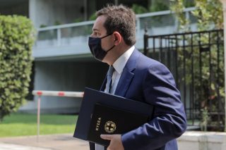 Με αυτοκινητο-πορεία διαμαρτυρίας απαντούν οι Χιώτες στη φιέστα Μηταράκη