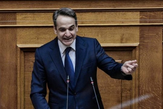 Χριστίνα Σούζη VS Κυριάκος Μητσοτάκης