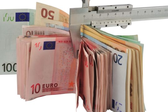 Με παρέμβαση της ΕΕΚΕ, διαγραφή 63.500 ευρώ από χρέος δανειολήπτη