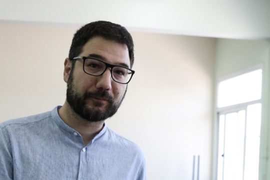 «Χαμηλότερος από το 2010 ο κατώτατος μισθός στην Ελλάδα»