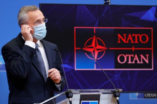 Έτοιμα για το «χειρότερο σενάριο» στην Ουκρανία τα επιτελεία του ΝΑΤΟ