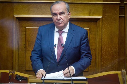 Διήμερη μάχη για τον «Αναπτυξιακό» των μεγάλων