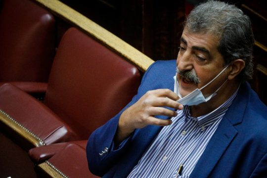Κυβερνητική σπέκουλα για το επεισόδιο Πολάκη και απάντηση από τον ΣΥΡΙΖΑ
