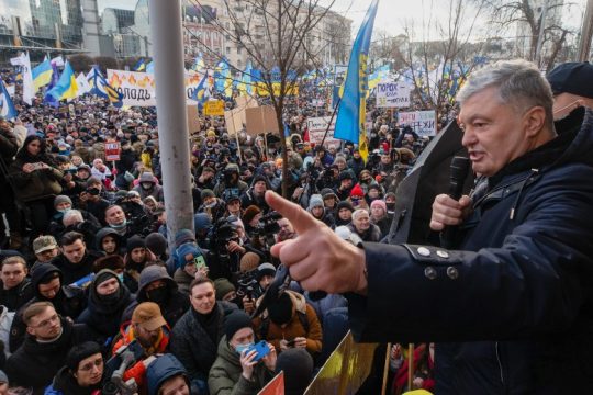 Γλίτωσε τη φυλάκιση για εσχάτη προδοσία ο πρώην πρόεδρος της Ουκρανίας