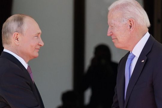 «Γαϊτανάκι» επαφών ενόψει της Γενεύης