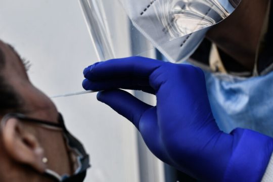 Κρήτη: 2.275 νέα κρούσματα – Εκτοξεύθηκε το ιικό φορτίο σε Ρέθυμνο και Χανιά