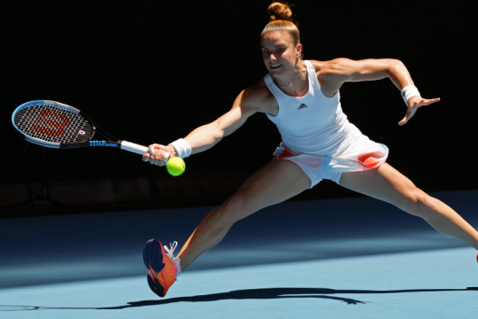 Στις «16» του Australian Open η Σάκκαρη