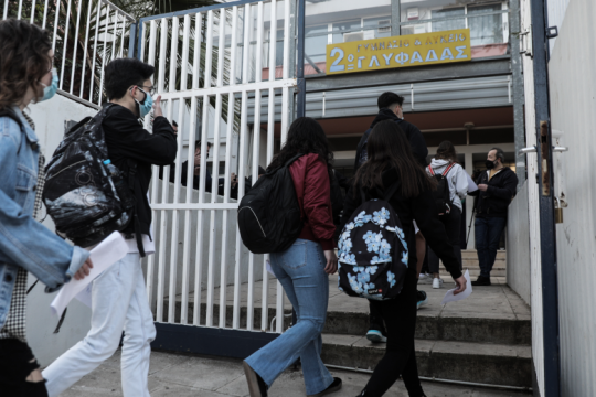 Ν. Φίλης: 10 απαραίτητα μέτρα για το ασφαλές άνοιγμα των σχολείων