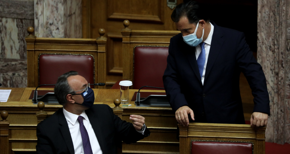 Κυβερνητικό αλαλούμ για μειώσεις ΦΠΑ και ακρίβεια