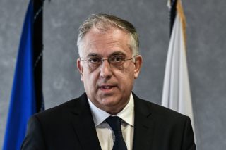 Οι ίδιοι που θέλουν αστυνομία στα Πανεπιστήμια, το 2013 απέλυαν το προσωπικό φύλαξης!
