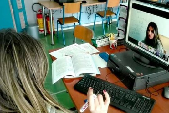Ανοιχτή επιστολή εκπαιδευτικών κατά τηλεκπαίδευσης μέσω της πλατφόρμας Webex