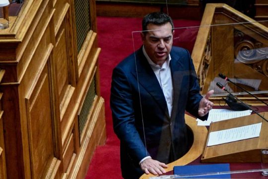 Πρόταση μομφής από τον Τσίπρα κατά της κυβέρνησης Μητσοτάκη