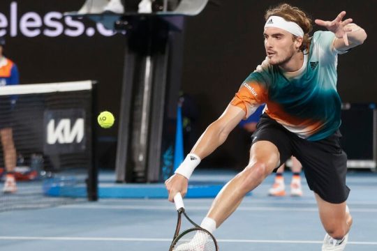 Στον τρίτο γύρο του Australian Open ο Τσιτσιπάς