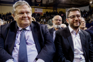 Στηρίζει αλλά δεν γυρίζει ο Βενιζέλος