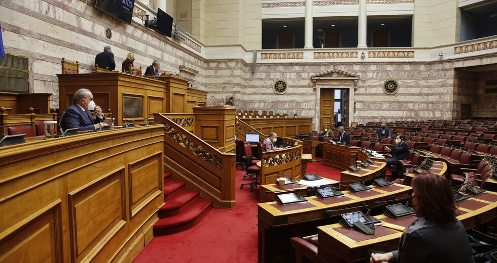 Αναπτυξιακός νόμος για λίγους και ισχυρούς