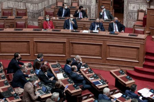 Το φιάσκο του χιονιά και η… γκλίτσα του τσοπάνη