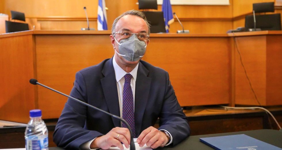 Νωρίτερα οι φορολογικές δηλώσεις, από Ιούλιο και σε 8 δόσεις η πληρωμή φόρου εισοδήματος