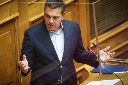 Επίκαιρη ερώτηση Τσίπρα σε Μητσοτάκη για την οικονομική ασφυξία των αγροτών